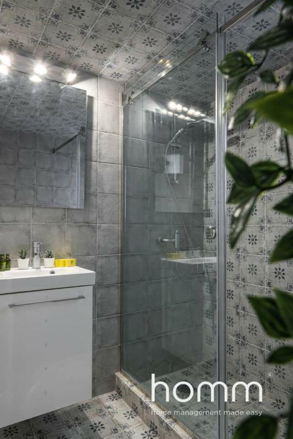 Nemeseos 1St Floor Homm Apartment With Roof Garden And Wading Pool Athens Exterior photo